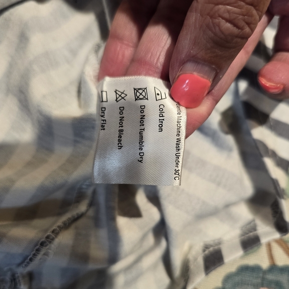 Striped V-Neck Blouse - Gray - Picture 5 of 7